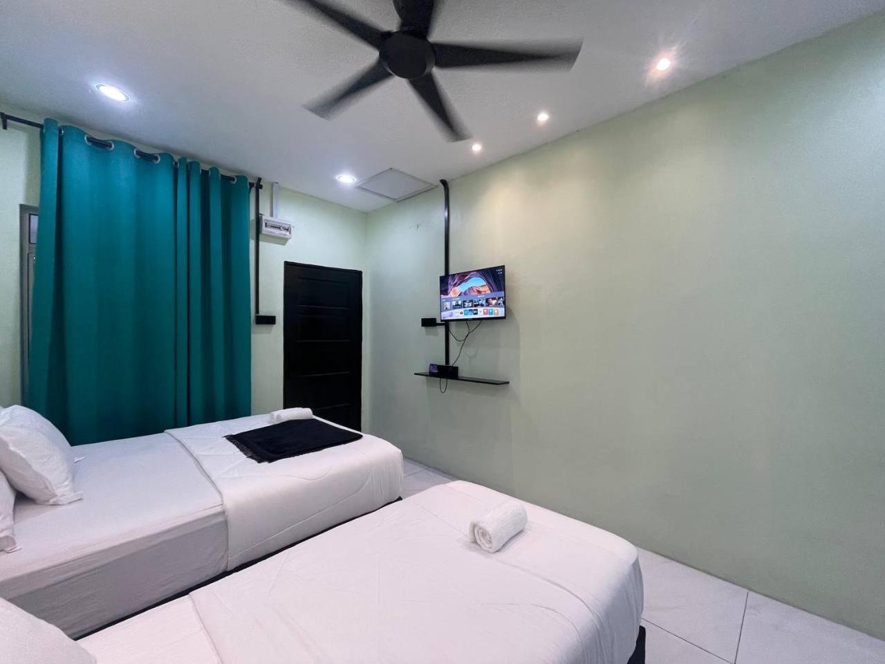 Ar Homestay & Roomestay Merlimau Luaran gambar