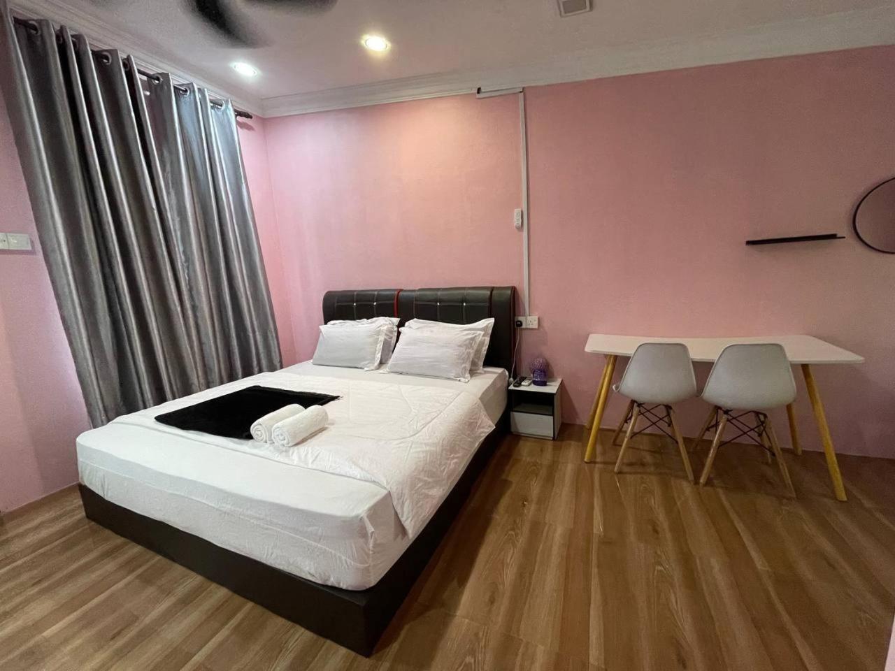 Ar Homestay & Roomestay Merlimau Luaran gambar