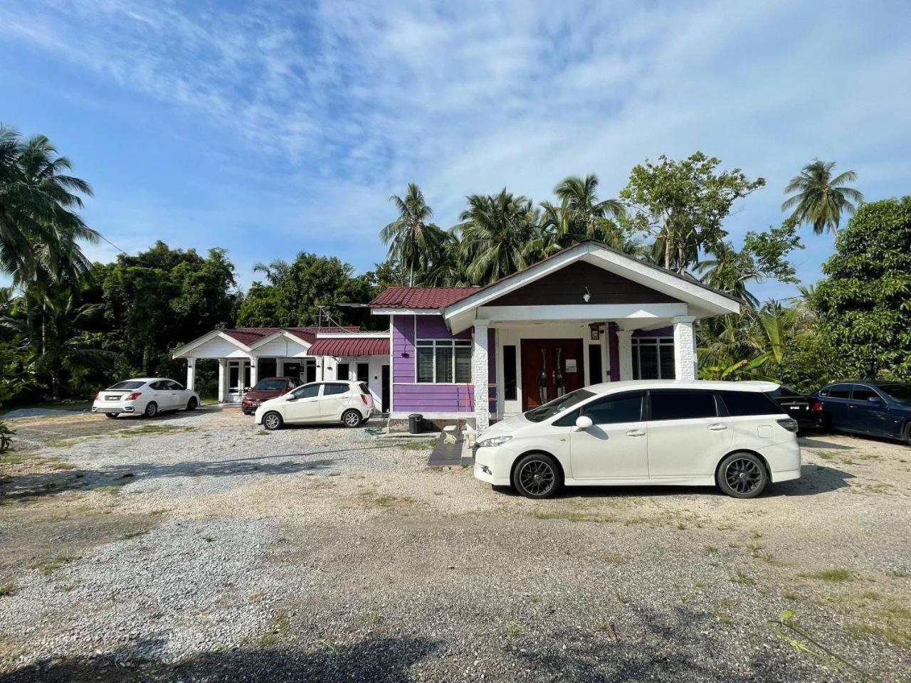 Ar Homestay & Roomestay Merlimau Luaran gambar