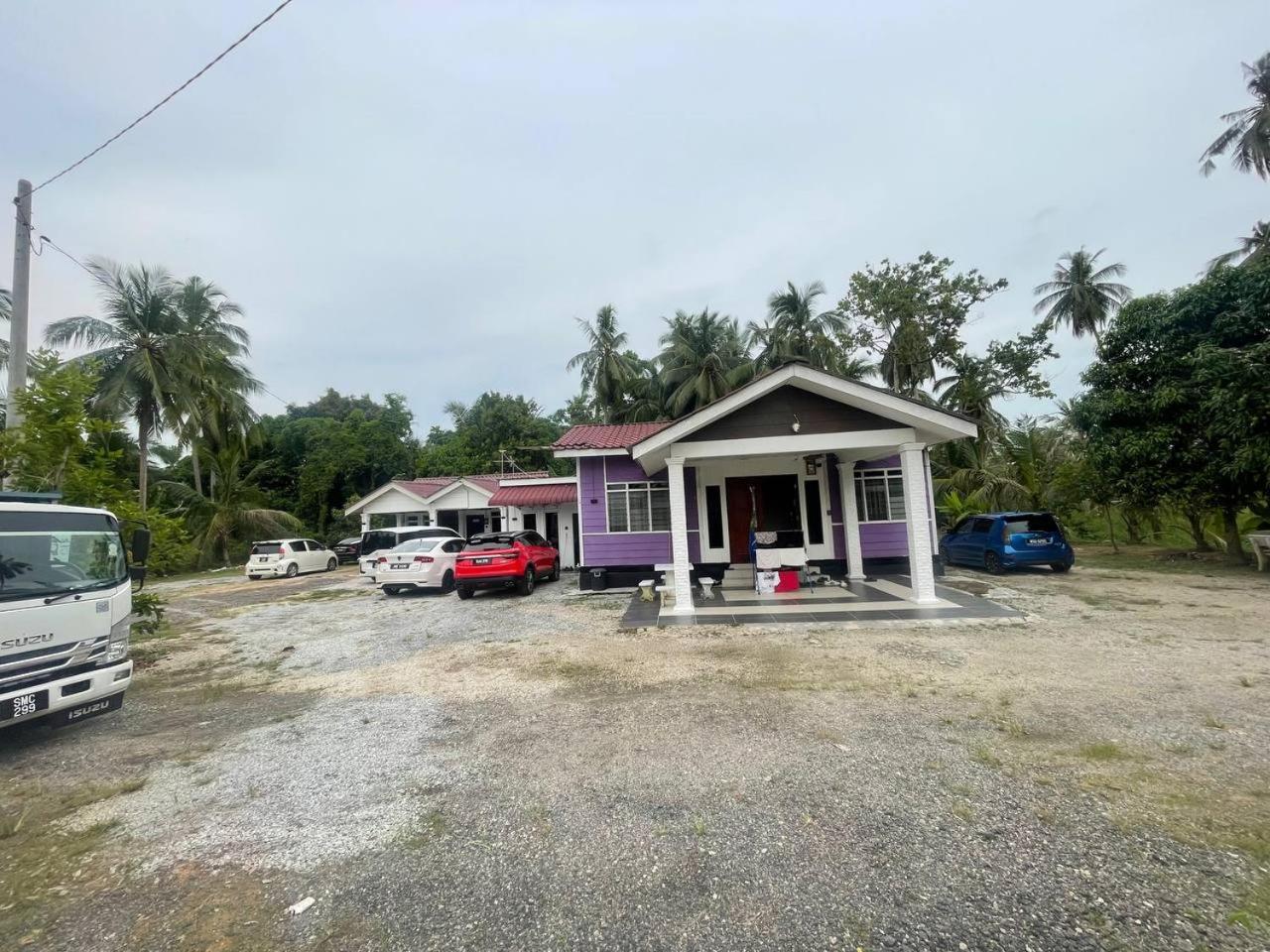 Ar Homestay & Roomestay Merlimau Luaran gambar